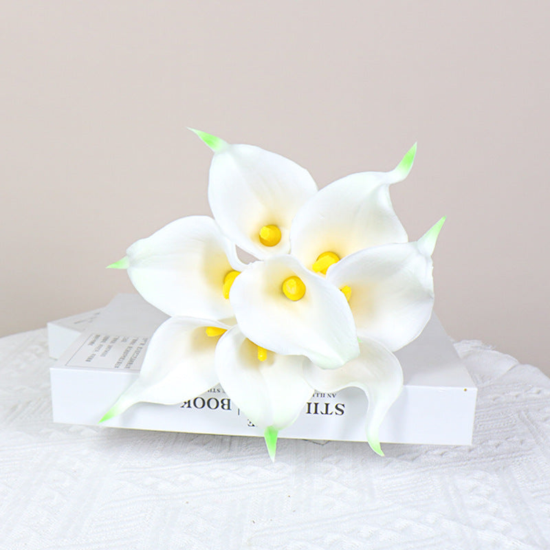 Mini PU Real Touch Calla Lily – Lifelike Artificial Flower for Home Decor, Wedding & Photoshoot Props